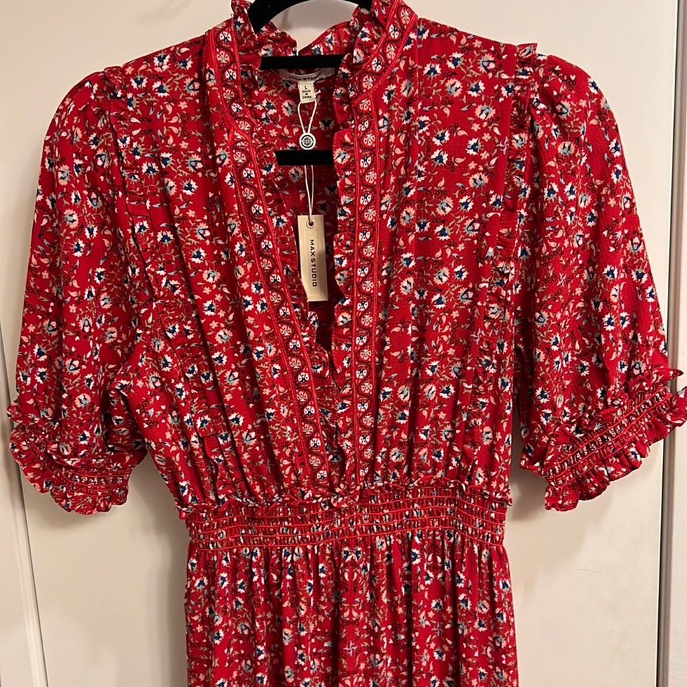 Max studio dress size L